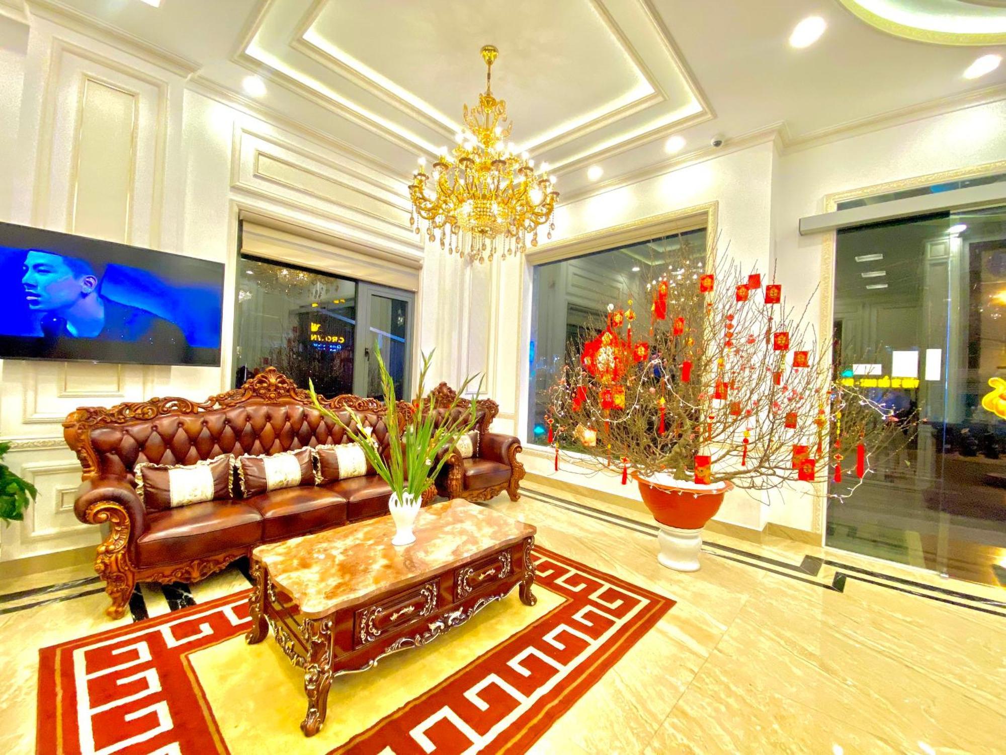 Crown Dalat Hotel Exteriör bild
